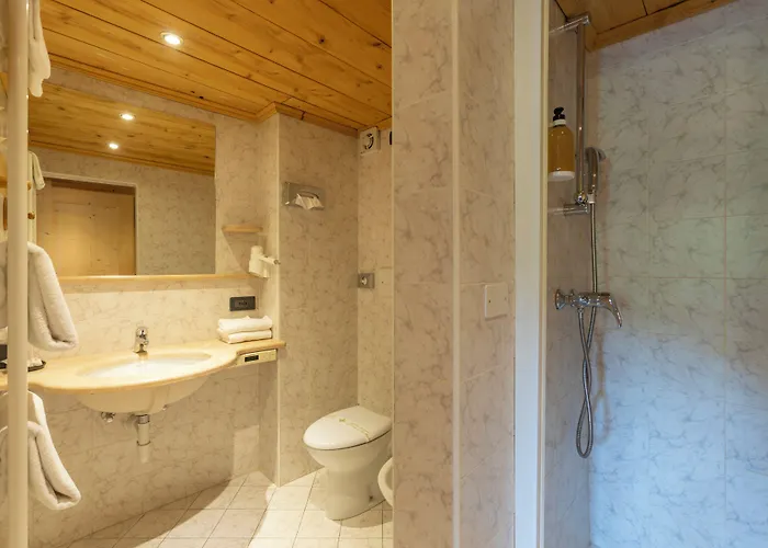 Historic Hotel Ristorante La Stua